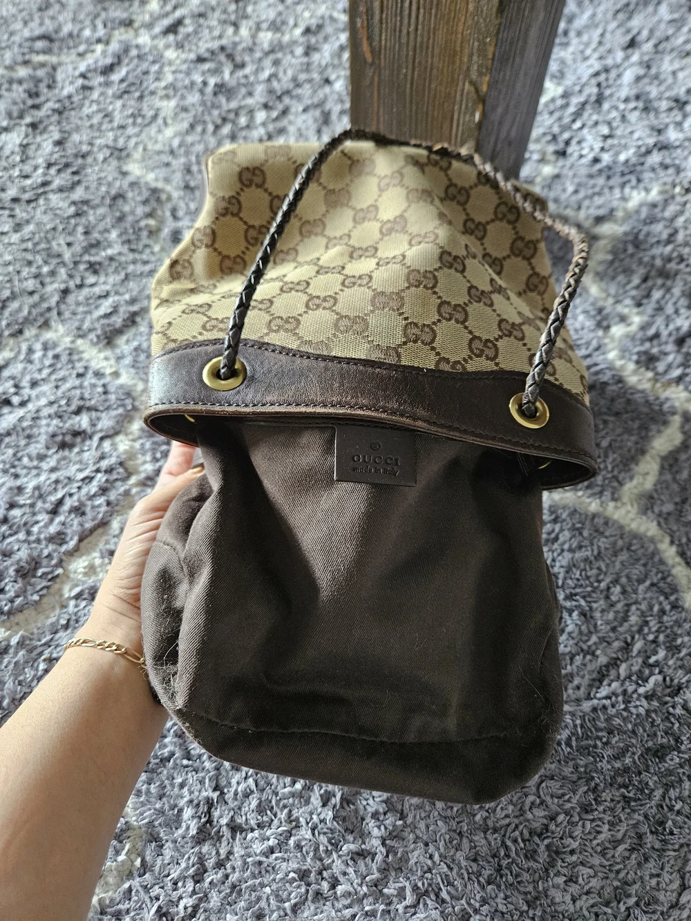 Gucci Beige & Brown GG Canvas Drawstring Shoulder/Crossbody Bag - Picture 9 of 11